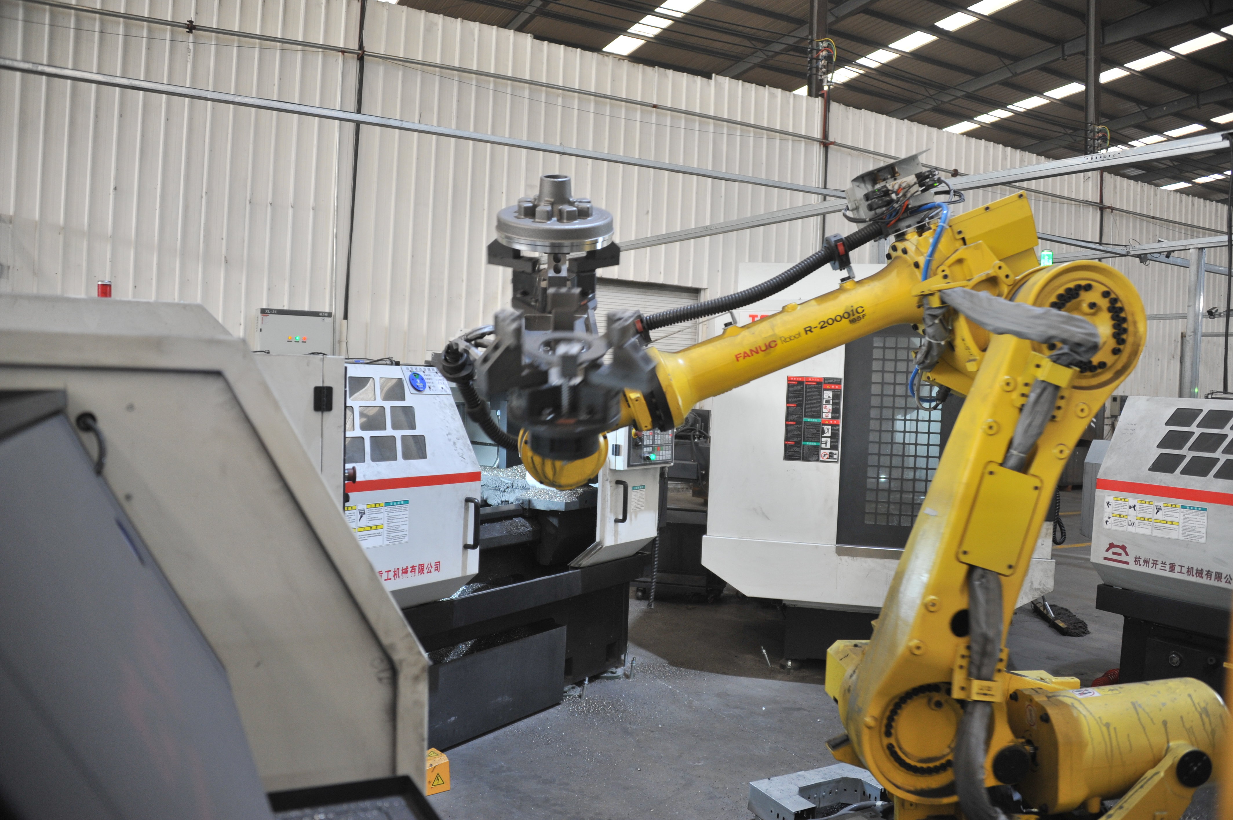 夏邑縣會亭鎮 “三駕馬車”拉動鄉村產業振興，數控機床銷售成引擎